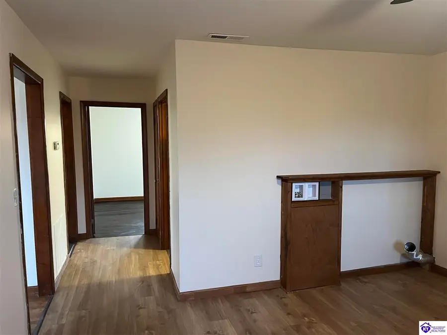 1930 Bucknersville Road, Greensburg, KY 42743 - #3