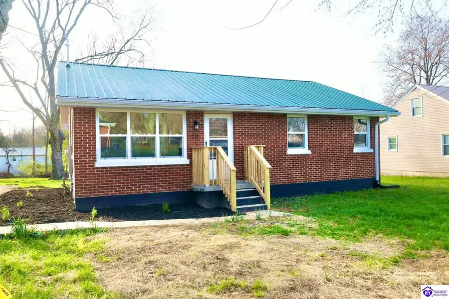 211 Lincoln Avenue, Campbellsville, KY 42718 - #2