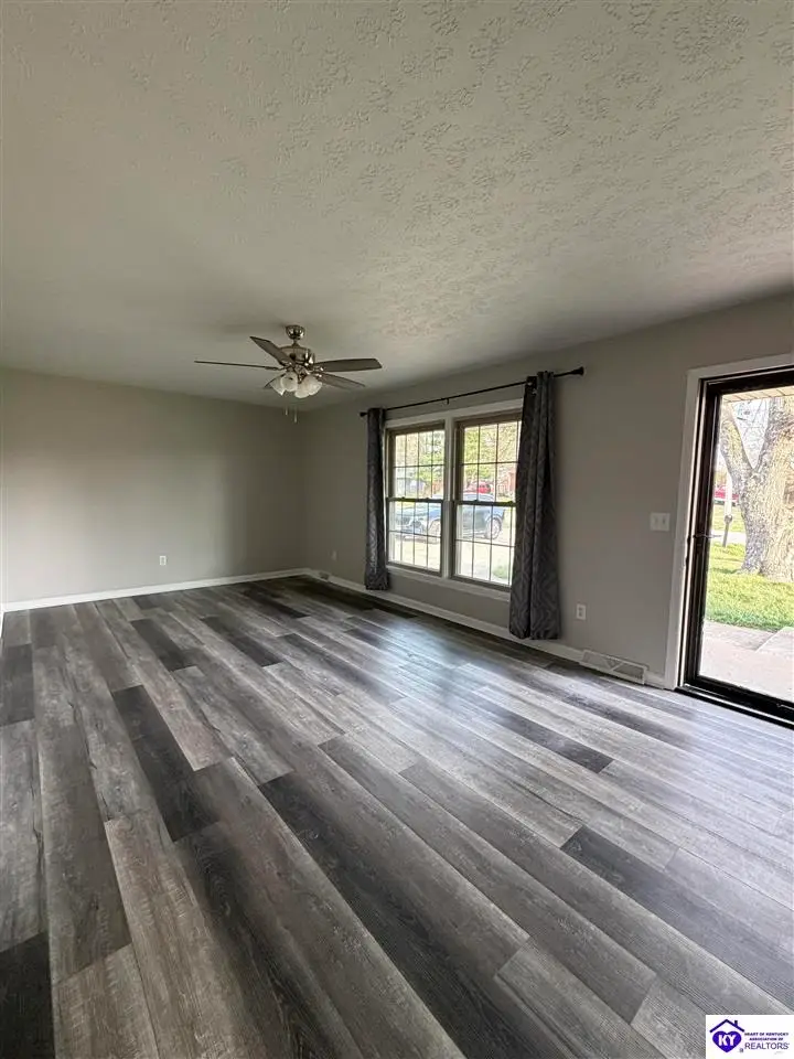 817 Pearman Avenue, Radcliff, KY 40160 - #3