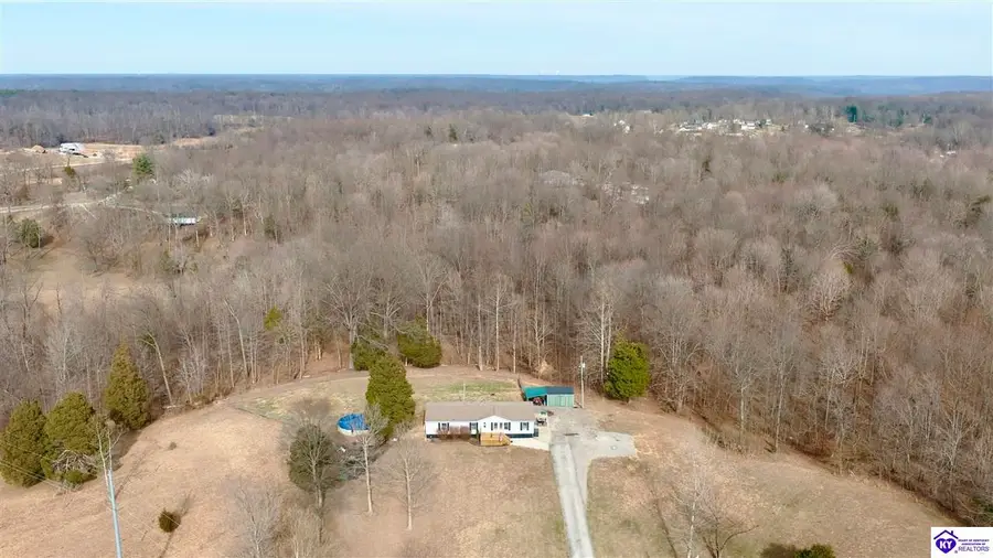 305 Ellen Lane, Brandenburg, KY 40108 - #3