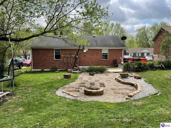 69 Tall Oak Court, Elizabethtown, KY 42701