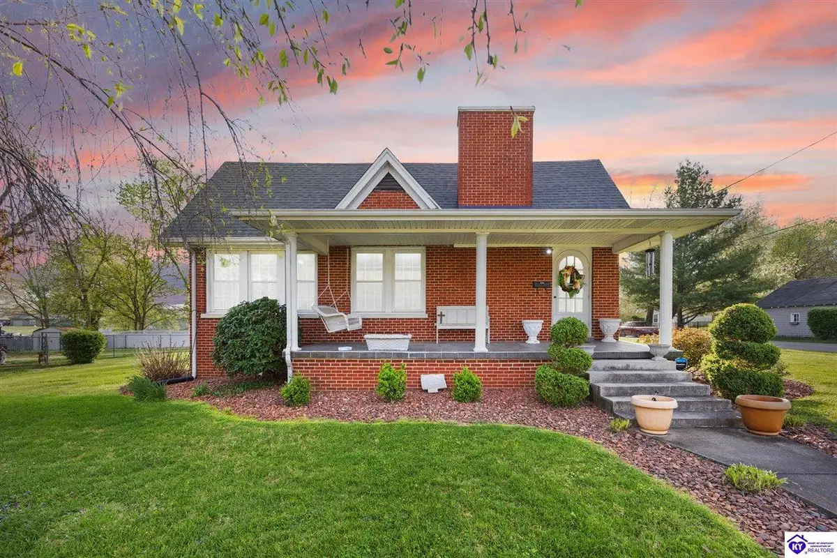 802 Lebanon Avenue, Campbellsville, KY 42718 - #1