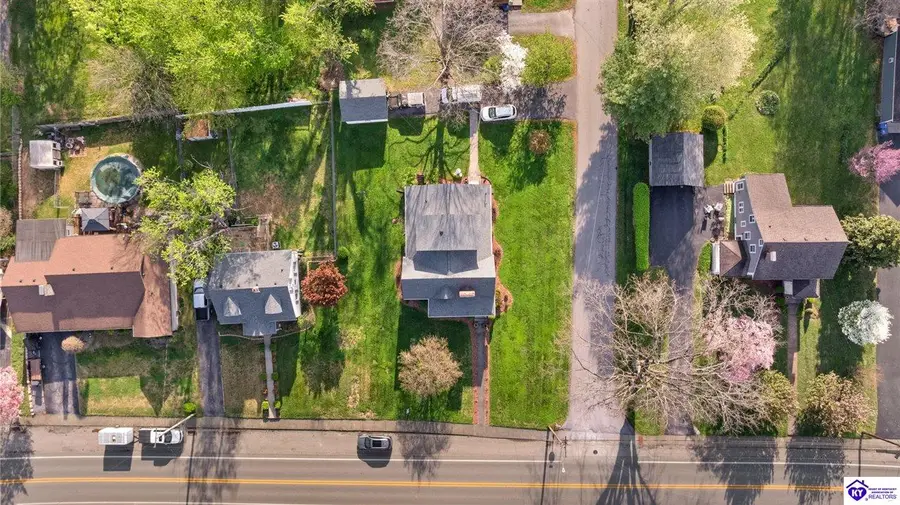 802 Lebanon Avenue, Campbellsville, KY 42718 - #3