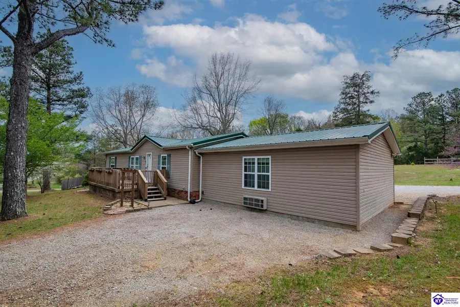 111 Valley Drive, Leitchfield, KY 42754 - #2