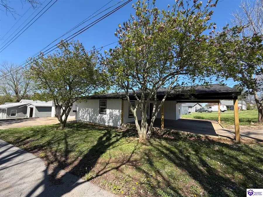 105 Hayward Road, Vine Grove, KY 40175 - #2