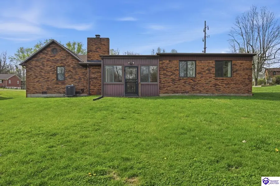 509 Central Avenue, Vine Grove, KY 40175 - #3