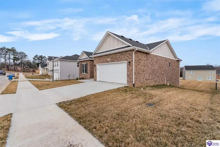 505 Ashwood Avenue, Elizabethtown, KY 42701 - #3