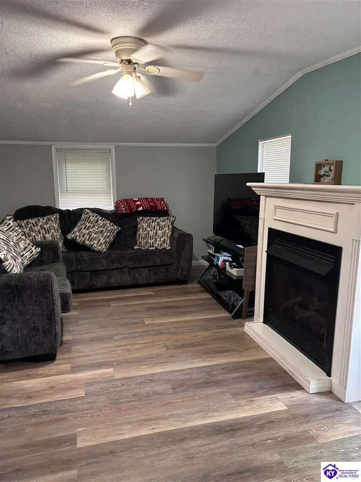 7661 North Jackson Highway, Magnolia, KY 42757 - #3