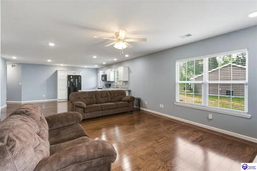 150 Michael Lane, Brandenburg, KY 40108 - #3