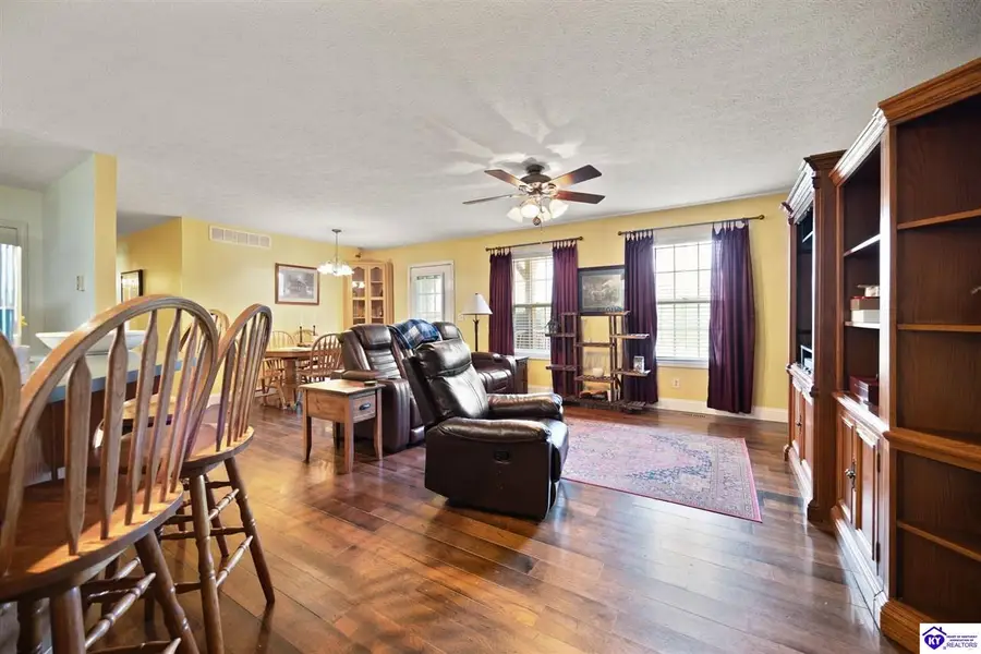 2563 Rhudes Creek Road, Elizabethtown, KY 42701 - #2