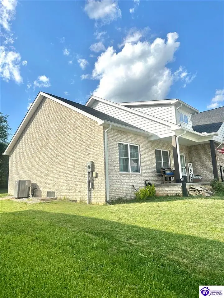 305 Summit Creek Drive, Elizabethtown, KY 42701 - #2