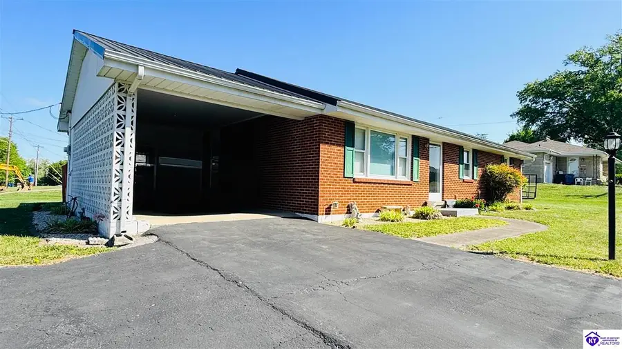 303 Meadowbrook Drive, Campbellsville, KY 42718 - #2