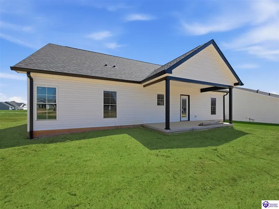 26 Robert Allen Lane, Brandenburg, KY 40108 - #3