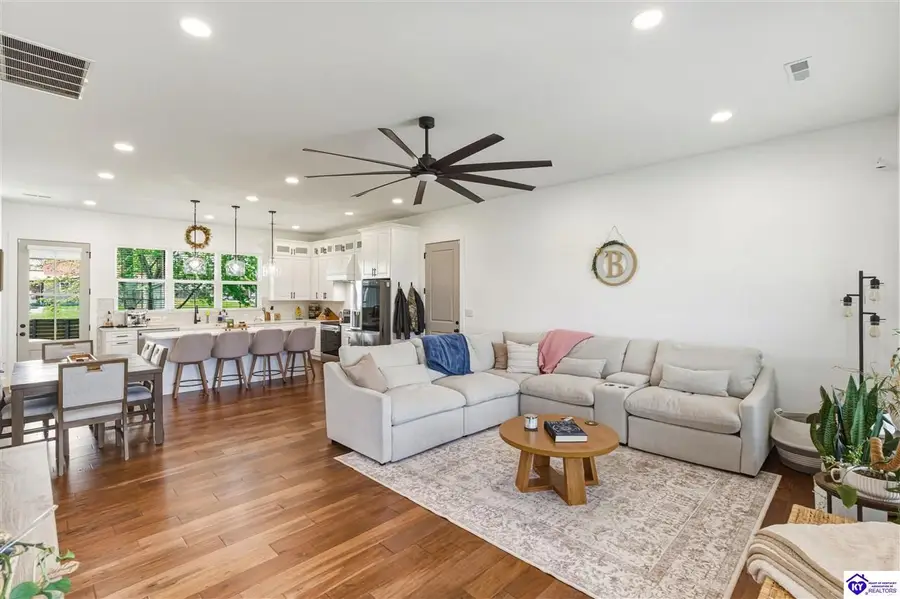 201 Plumpurdy Drive, Hodgenville, KY 42748 - #3