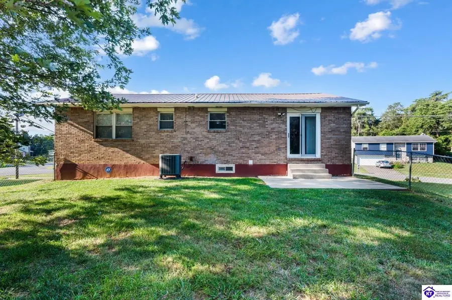 1465 Crestview Drive, Radcliff, KY 40160 - #2