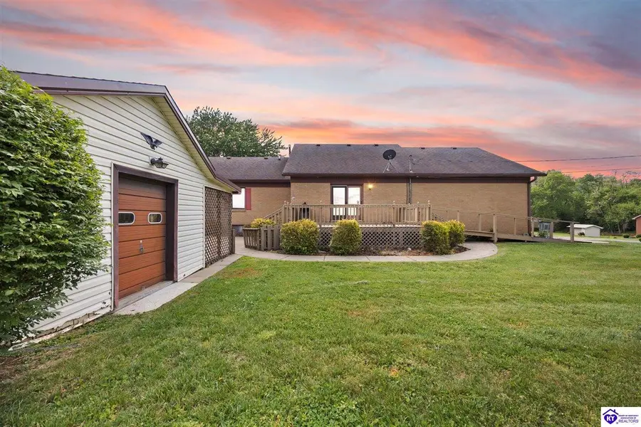 201 Wildflower Drive, Campbellsville, KY 42718 - #3