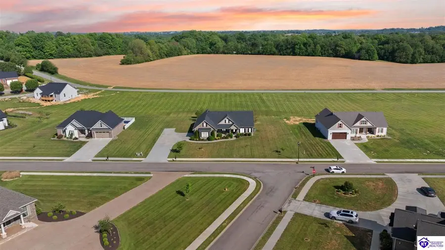 200 Three Wood Lane, Campbellsville, KY 42718 - #3