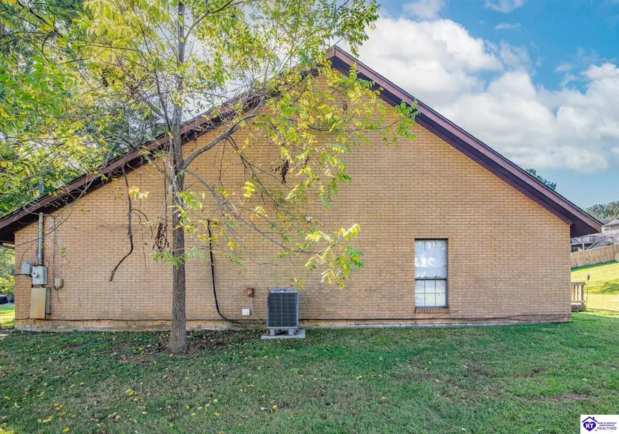 1362 Darlene Circle, Radcliff, KY 40160 - #3