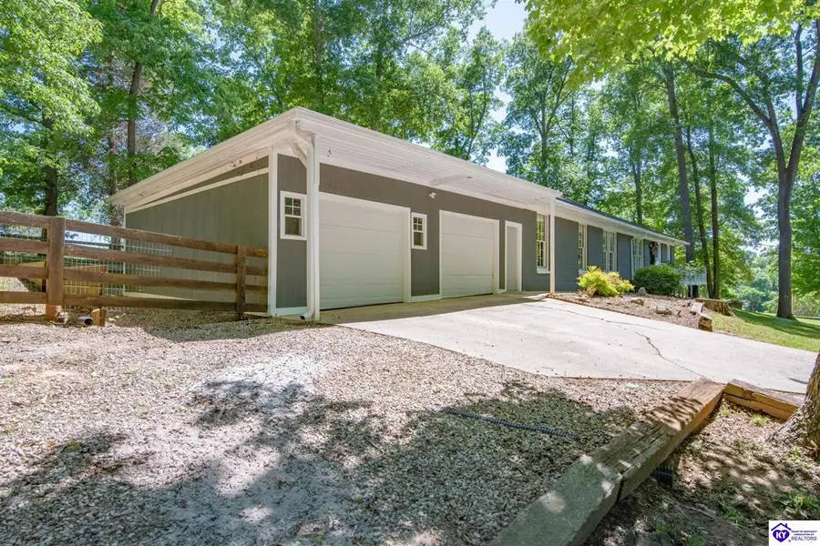 288 Bellemeade Street, Brandenburg, KY 40108 - #3