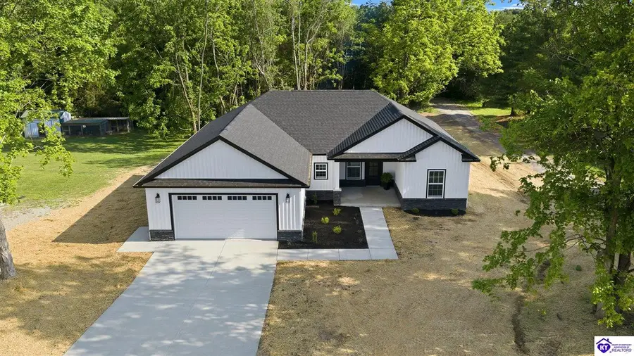 995 Lawrence Street, Brandenburg, KY 40108 - #3