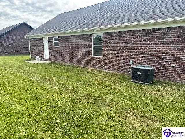 272 Parkers Loop, Hodgenville, KY 42748 - #2