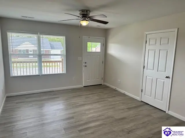 272 Parkers Loop, Hodgenville, KY 42748 - #3
