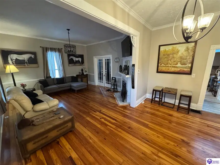 304 Central Avenue, Elizabethtown, KY 42701 - #2