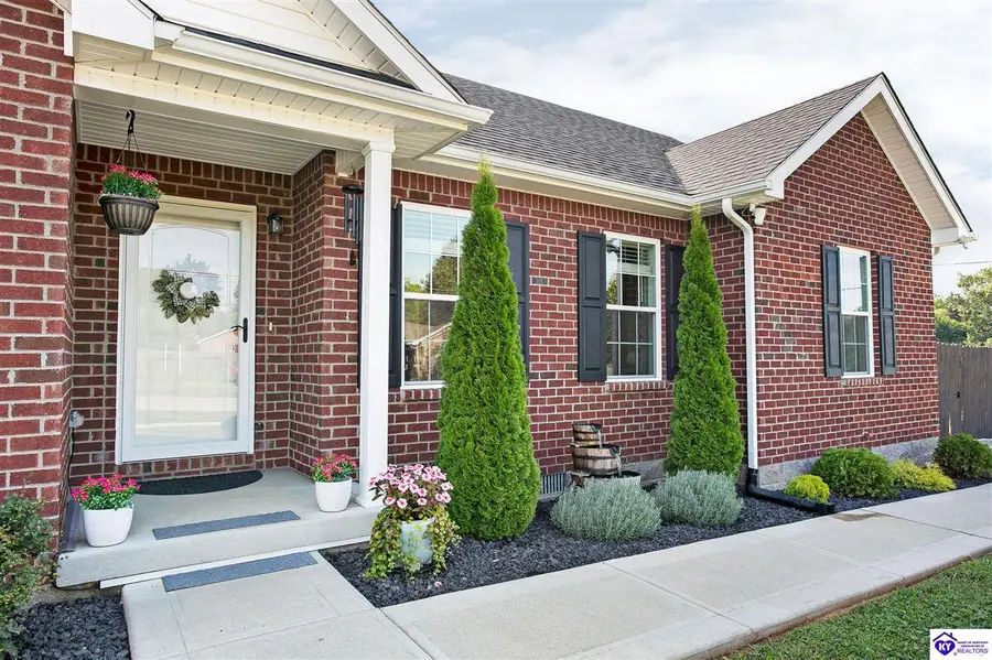 124 Kentucky Avenue, Bardstown, KY 40004 - #2