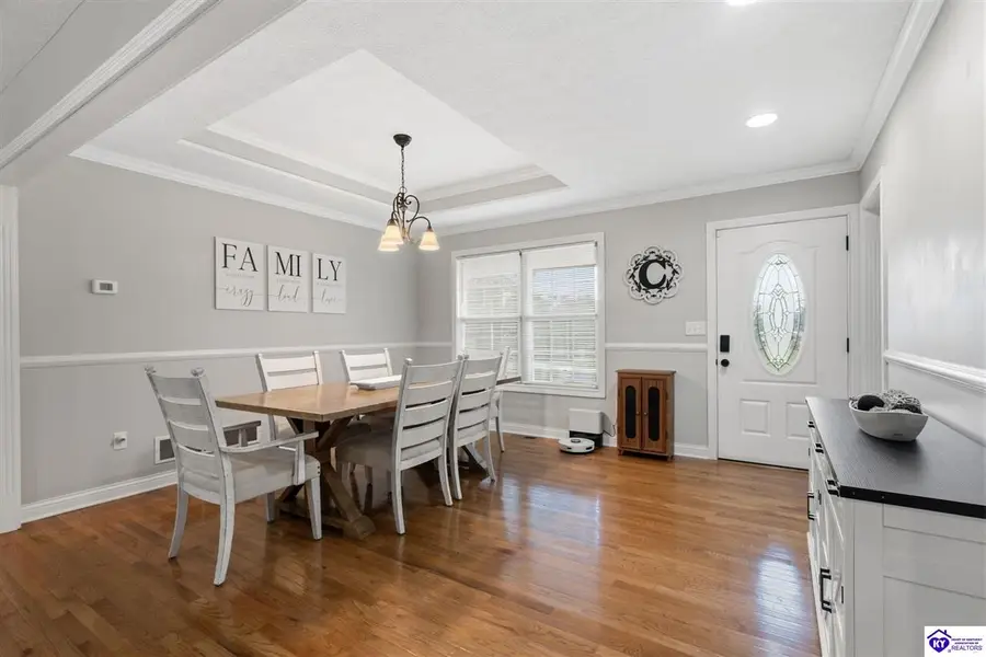 16 Brentwood Drive, Elizabethtown, KY 42701 - #3
