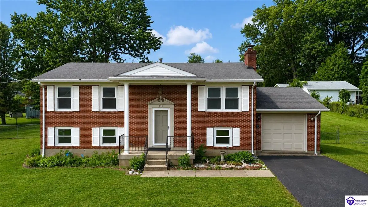 821 W Crocus Drive, Radcliff, KY 40160 - #1