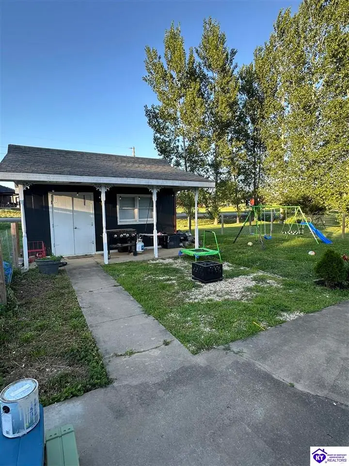 817 Page Street, Campbellsville, KY 42718 - #3