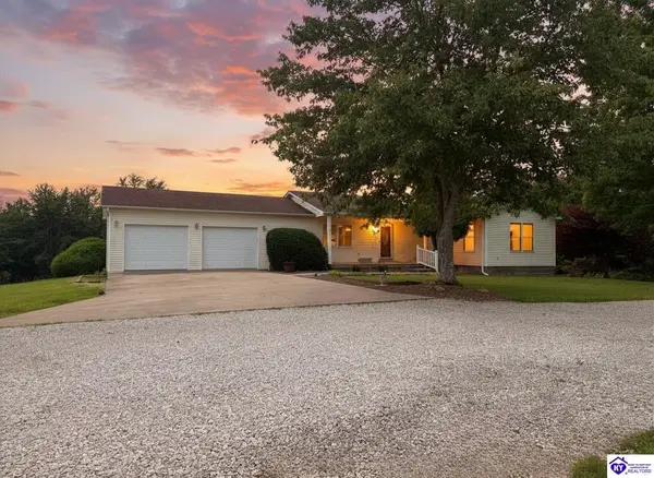 845 D E Brown Road, Brandenburg, KY 40108