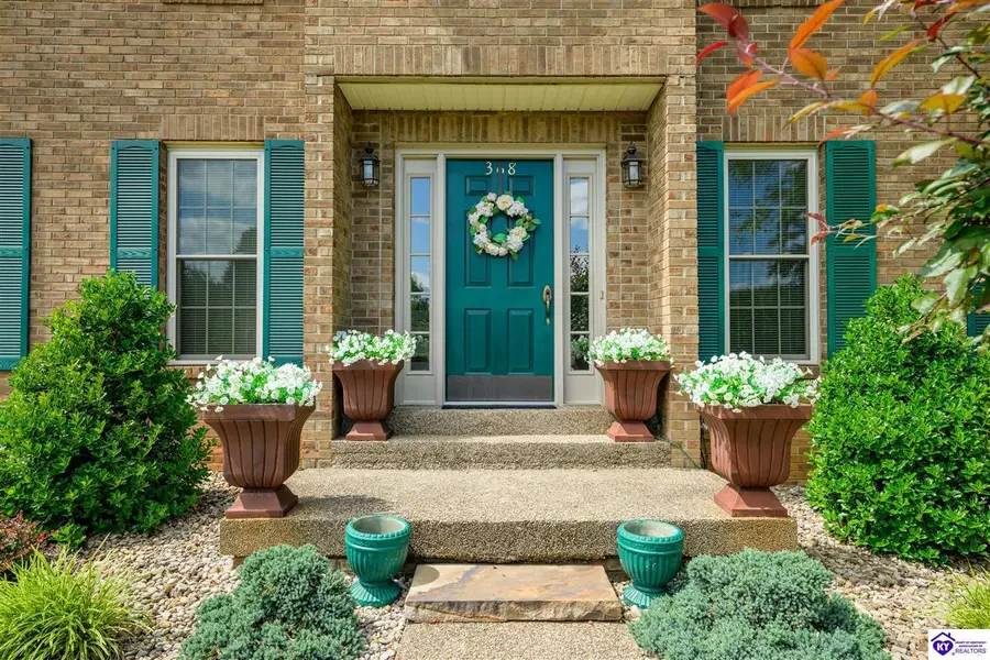 368 Woodsbend Drive, Elizabethtown, KY 42701 - #2