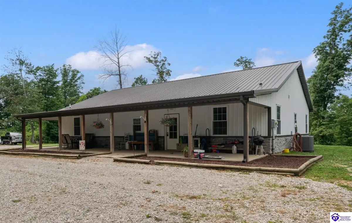 7213 Hammonsville Road, Bonnieville, KY 42713 - #1