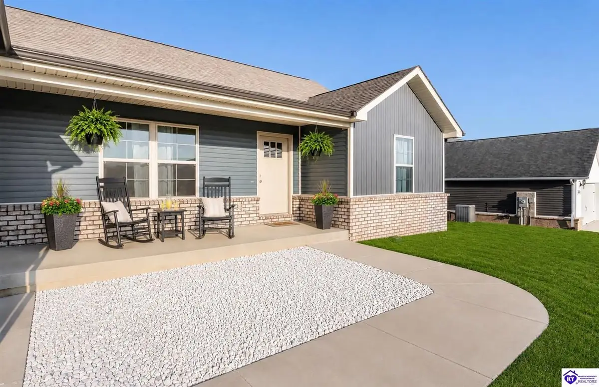 307 Valhalla Trace, Vine Grove, KY 40175 - #1