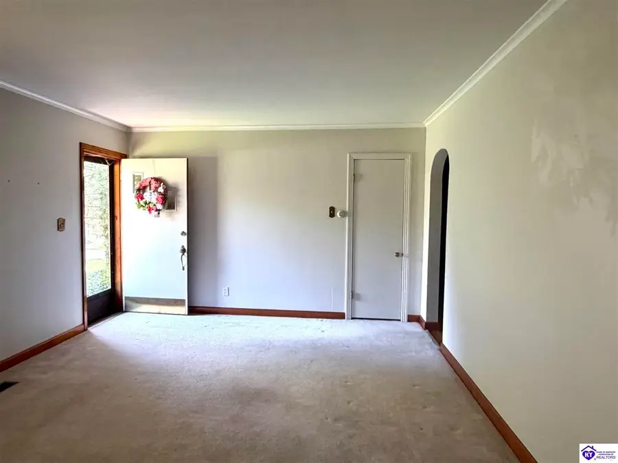 612 Cherrywood Drive, Elizabethtown, KY 42701 - #3