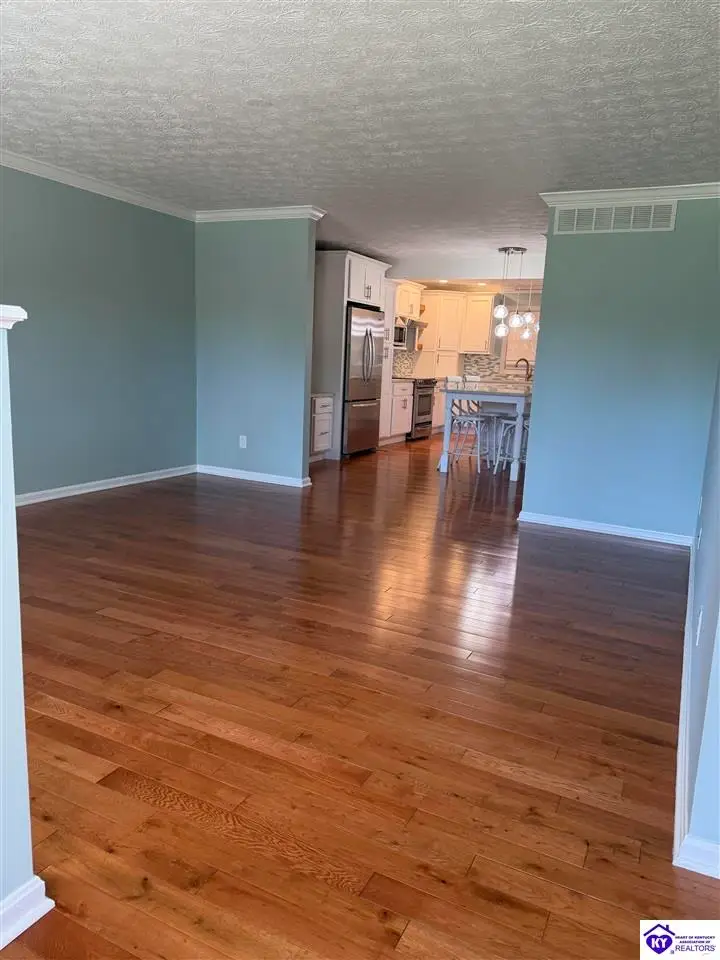 340 Beechwood Drive, Campbellsville, KY 42718 - #3