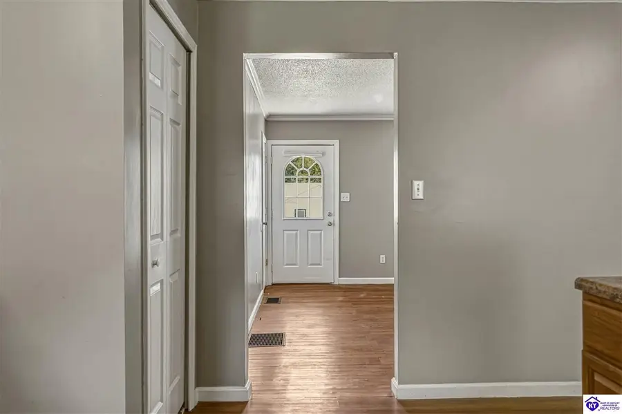163 E Airview Drive, Elizabethtown, KY 42701 - #2