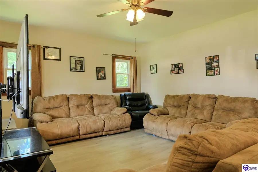 446 Old L and N Turnpike, Magnolia, KY 42757 - #3