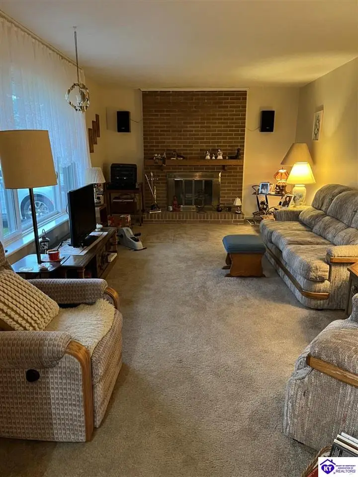 864 Martin Lane, Radcliff, KY 40160 - #2