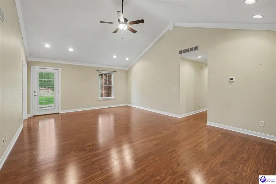604 Hickory Lane, Elizabethtown, KY 42701 - #2