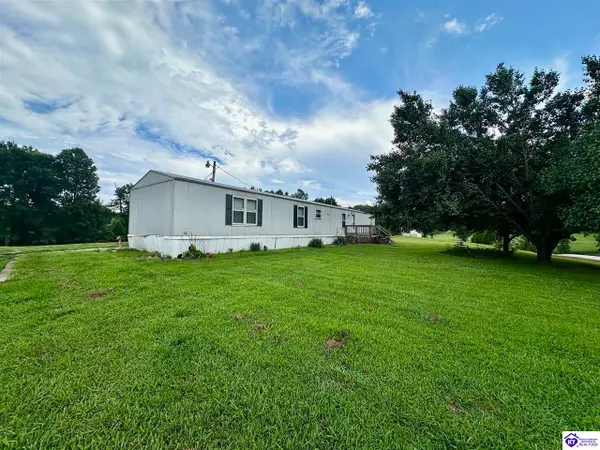 50 Johnnie Pack Rd, Brandenburg, KY 40108