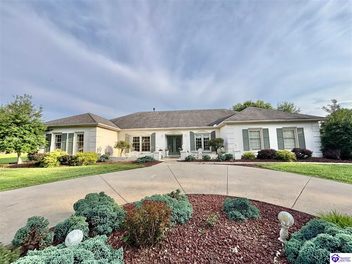 1304 Bambridge Lane, Campbellsville, KY 42718 - #1