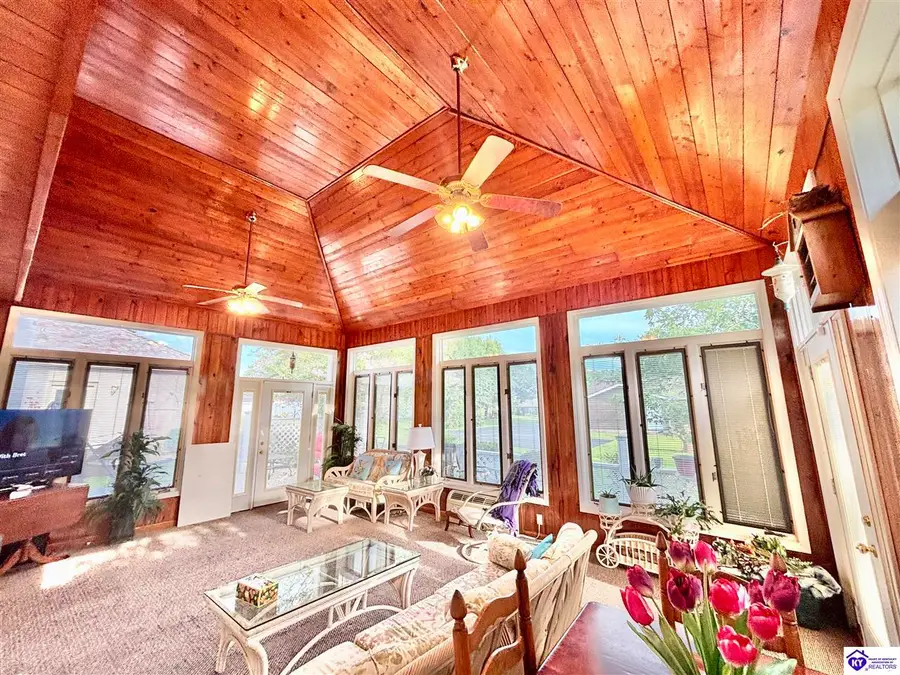 1304 Bambridge Lane, Campbellsville, KY 42718 - #2