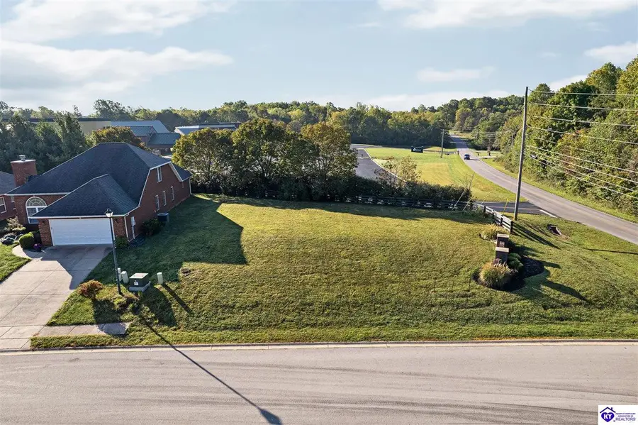700 Abbeywood Road, Elizabethtown, KY 42701 - #3