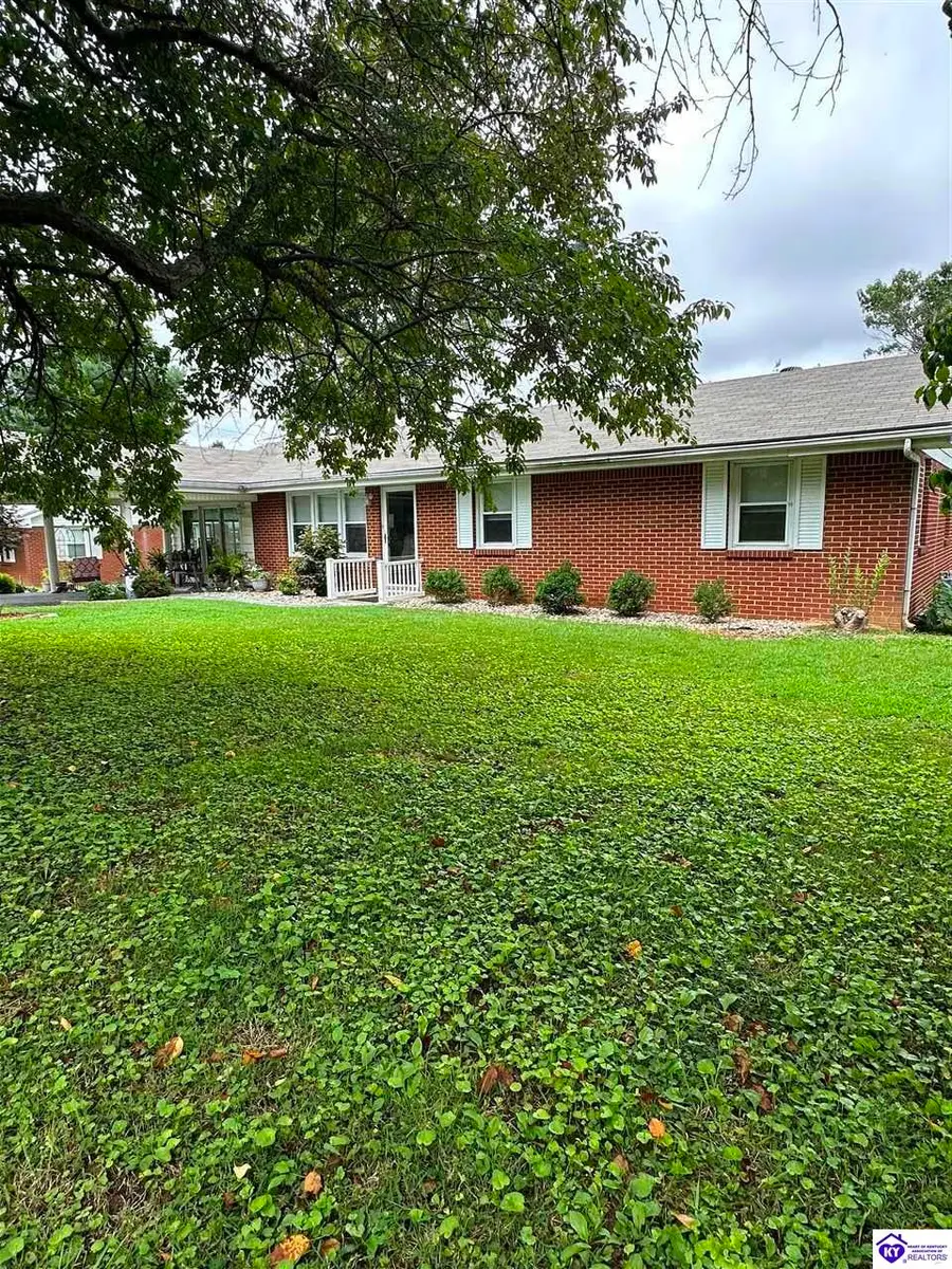 109 Valley View Drive, Campbellsville, KY 42718 - #2
