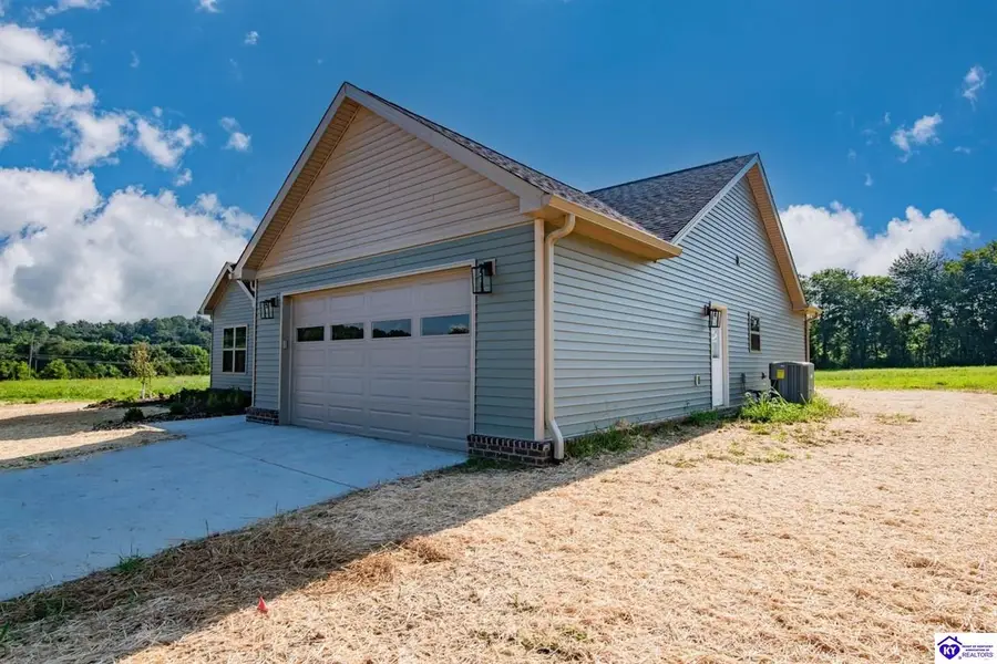 58 Sweet Grass Ct, Hodgenville, KY 42748 - #3