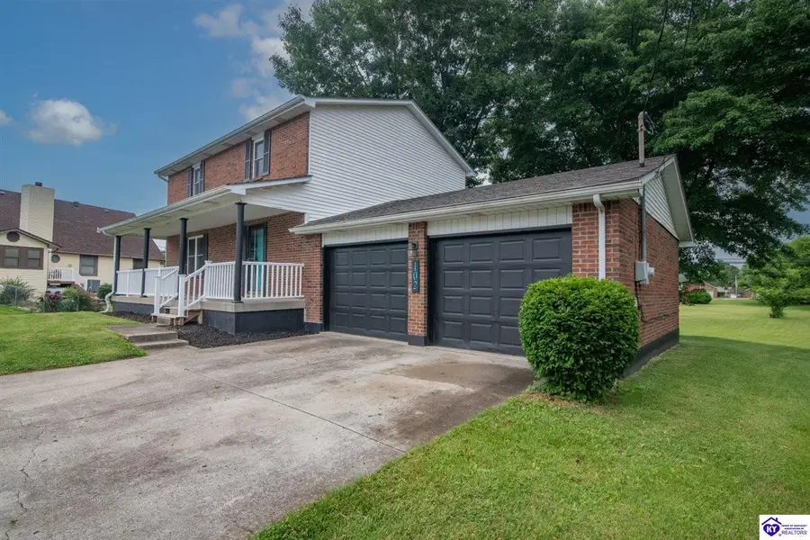 102 Kristen Court, Radcliff, KY 40160 - #3