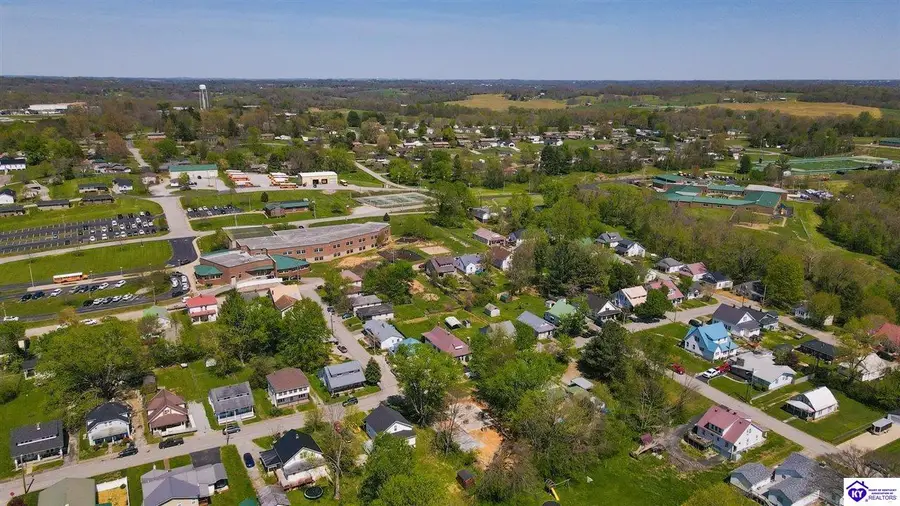 417 Henry Street, Greensburg, KY 42743 - #2