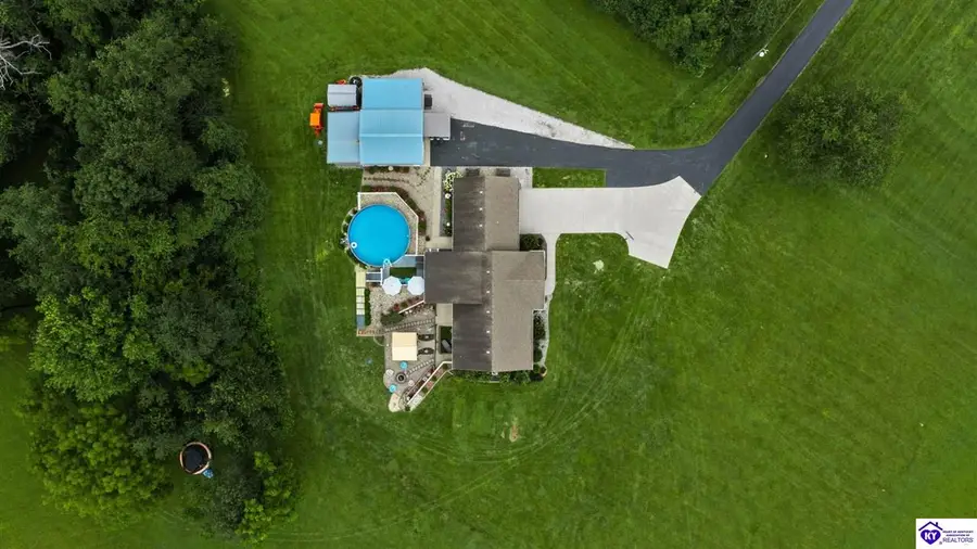 4881 Sportsman Lake Road, Elizabethtown, KY 42701 - #2